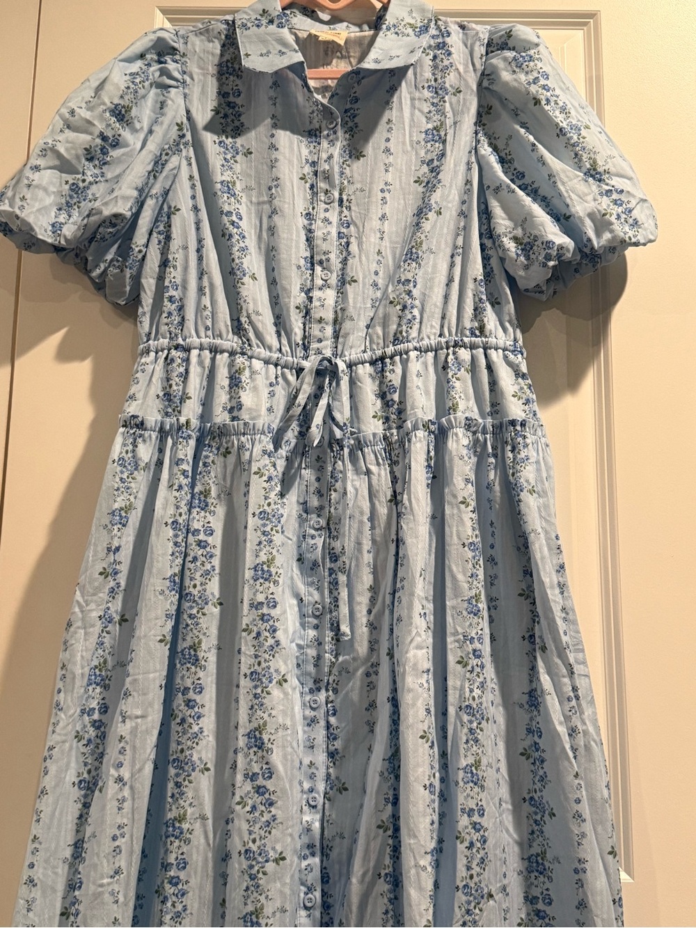 Light Blue Floral Midi Dress with Puff Sleeves Peach Love Brand - Picture 3 of 6